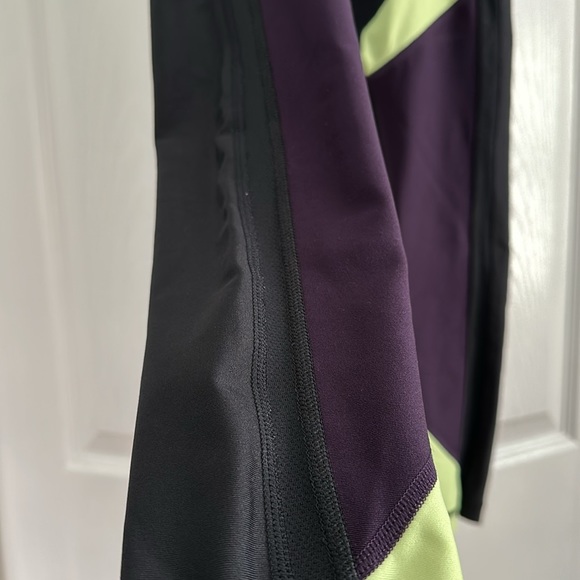 Under Armour Leggings - Picture 3 of 6